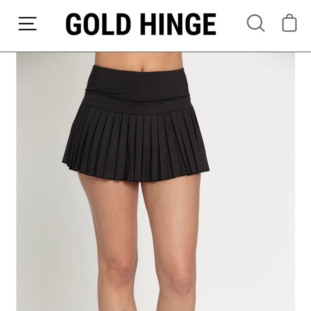 Brand New Without Tags! GoldHinge Sport Skirt. Black. Medium.